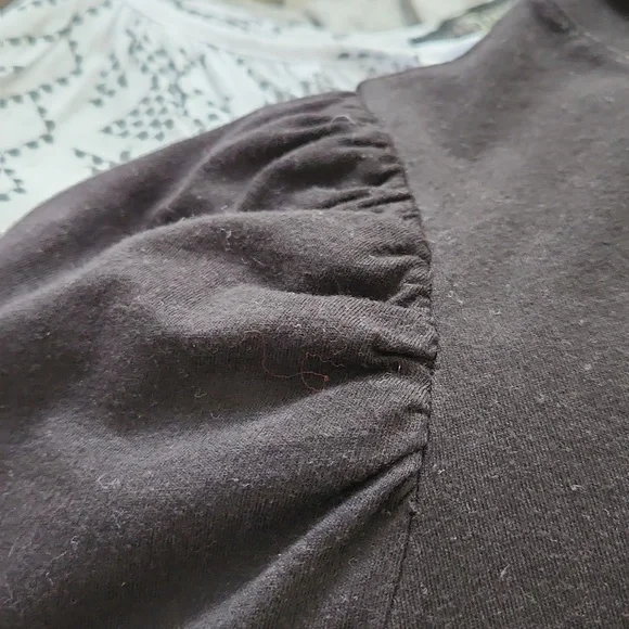 Calvin Klein Jeans 2/$10 - Picture 5 of 6